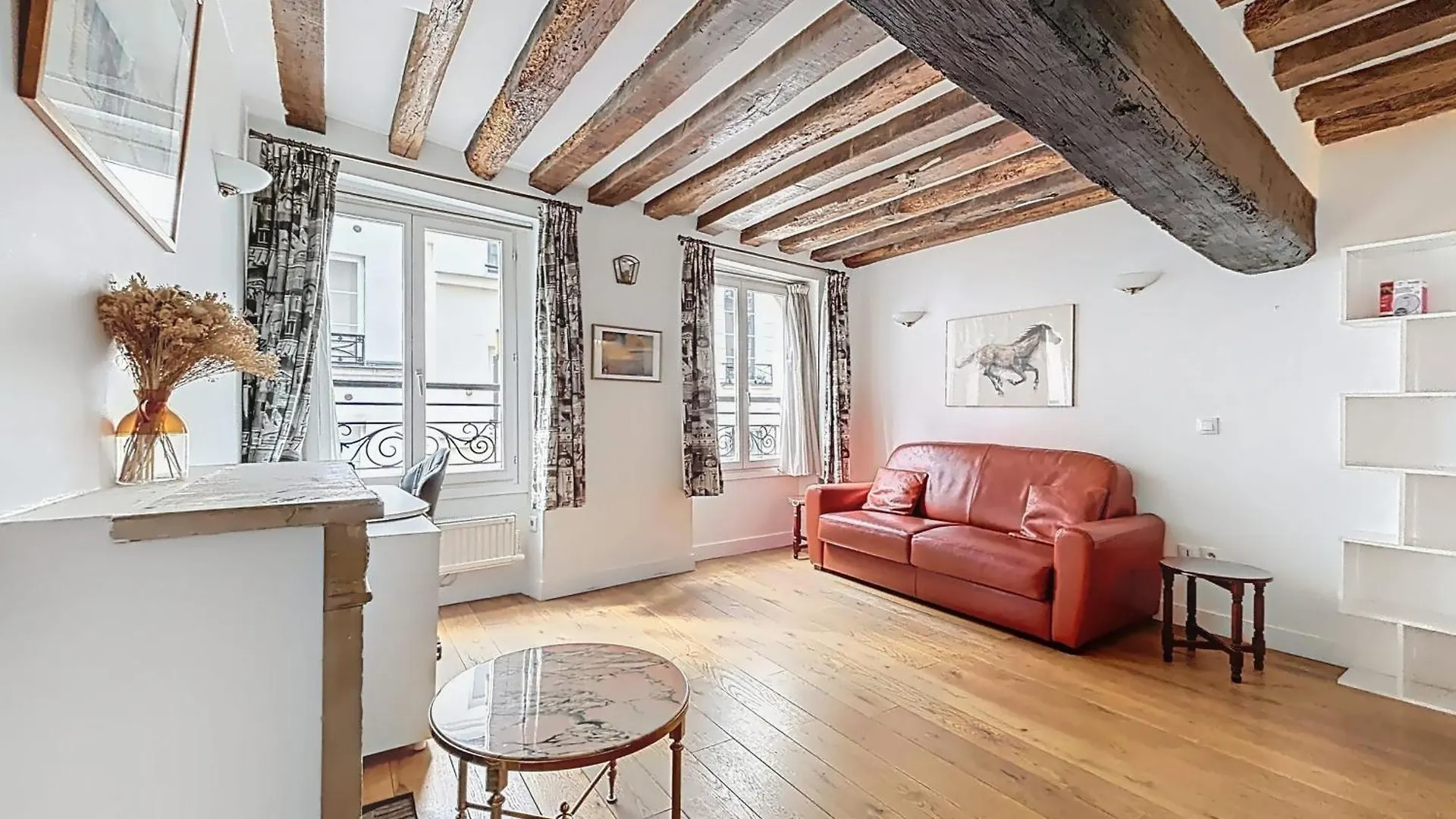 Charming Studio In The Heart Of Saint-Germain Parijs